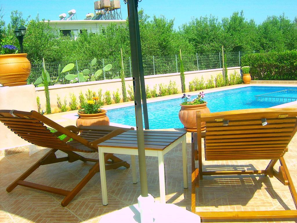 Villa Alimedon Almirída Bilik gambar