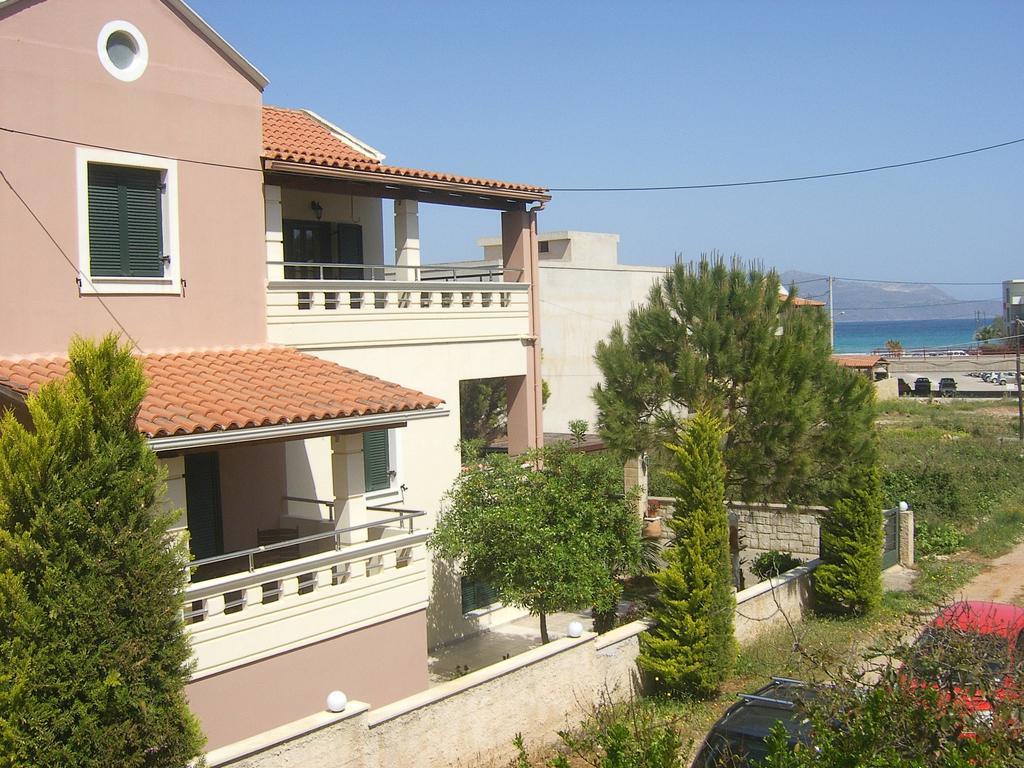 Villa Alimedon Almirída Luaran gambar